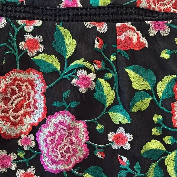 Vone Embroidered Sheath Midi Dress - Picture 9 of 9